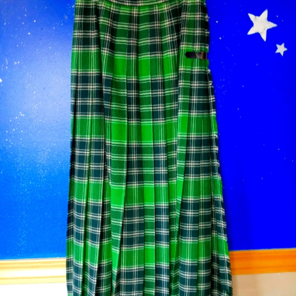 MacNaughtons tartan lassies kilt